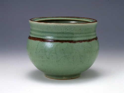 Water jar with incised design in celadon glaze and copper red glaze