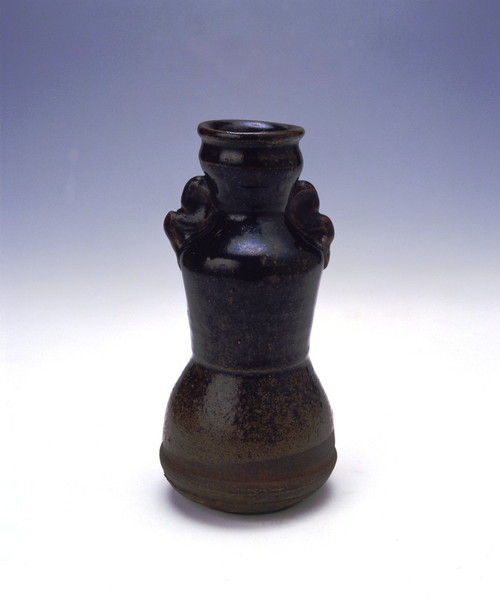 Tea ladle stand in dark brown glaze