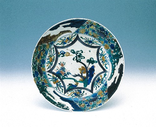 Large dish with bird, tree, and flower design in overglaze polychrome enamels
