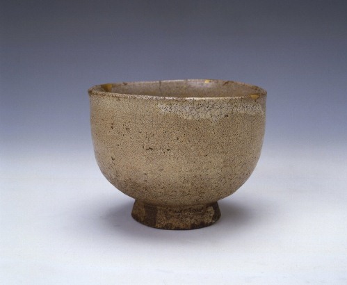 Tea bowl in straw-ash glaze, known as 'Genpo'