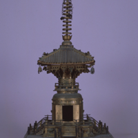 美術館特集展示　重文・実相院の金銅宝塔と金工の名品