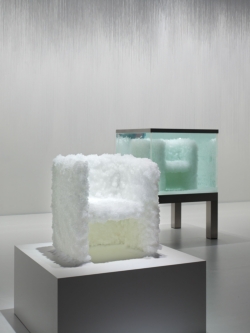 VENUS-Natural crystal chair(2008)